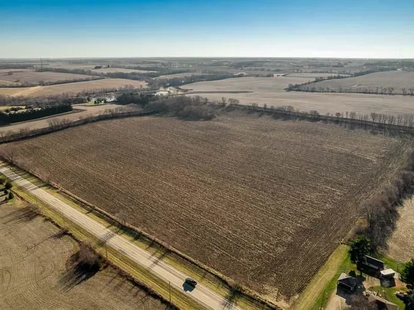108XX Telegraph Rd, Winnebago, IL 61088
