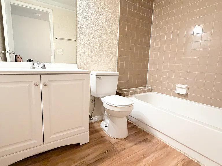 129 Camphor Cir #F — Photo 28