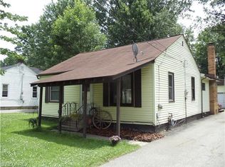 38802 Adkins Rd, Willoughby, OH 44094