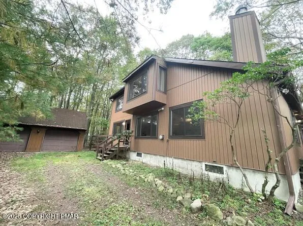 72 Pine Hill Rd, Mount Pocono, PA 18344