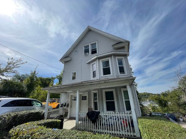 152 Wolcott St #2