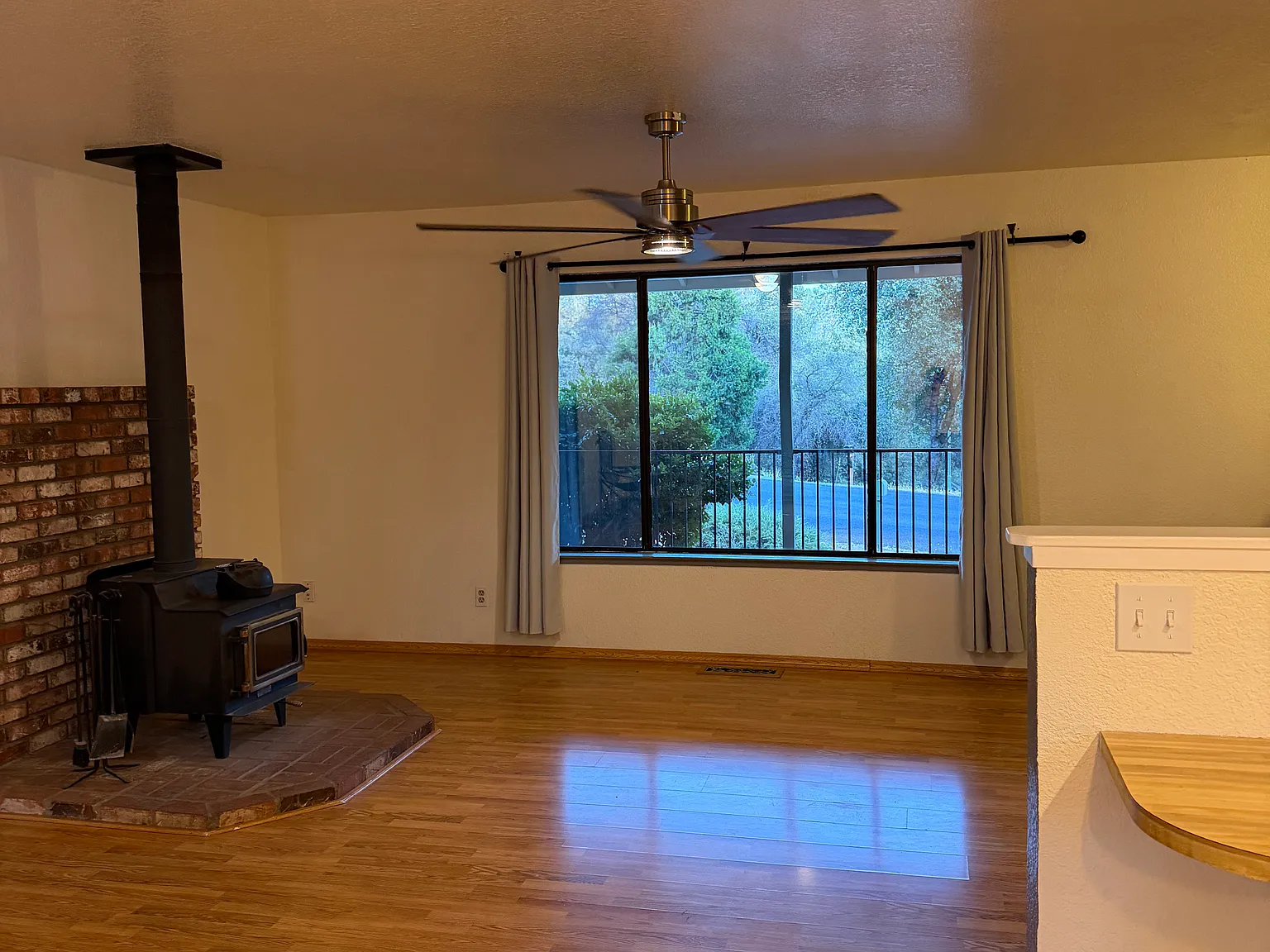 17016 Patricia Way — Photo 3