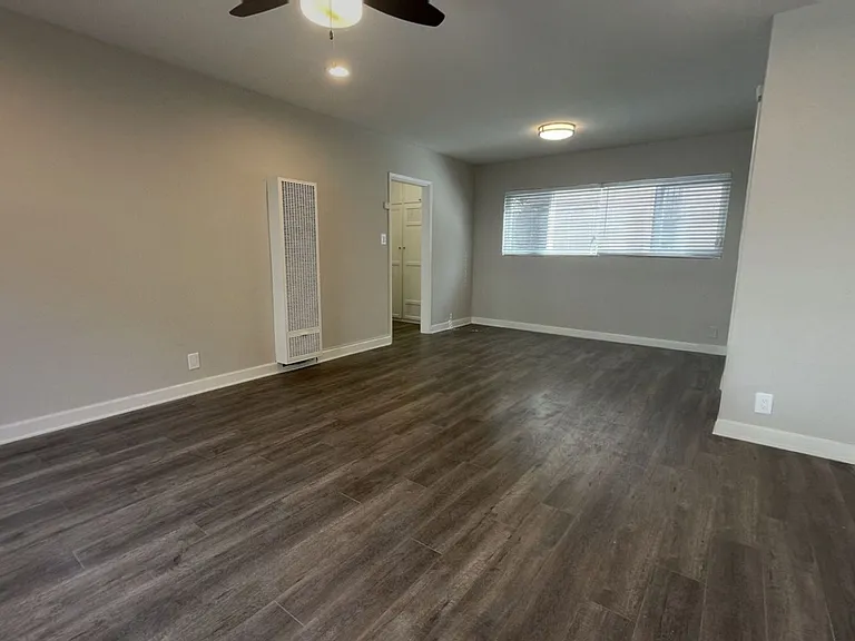 The Patio Apts...Newly Remodeled Gorgeous Apartments...CALL NOW! — Photo 10