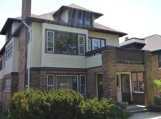 5611 W Washington Blvd, Milwaukee, WI 53208