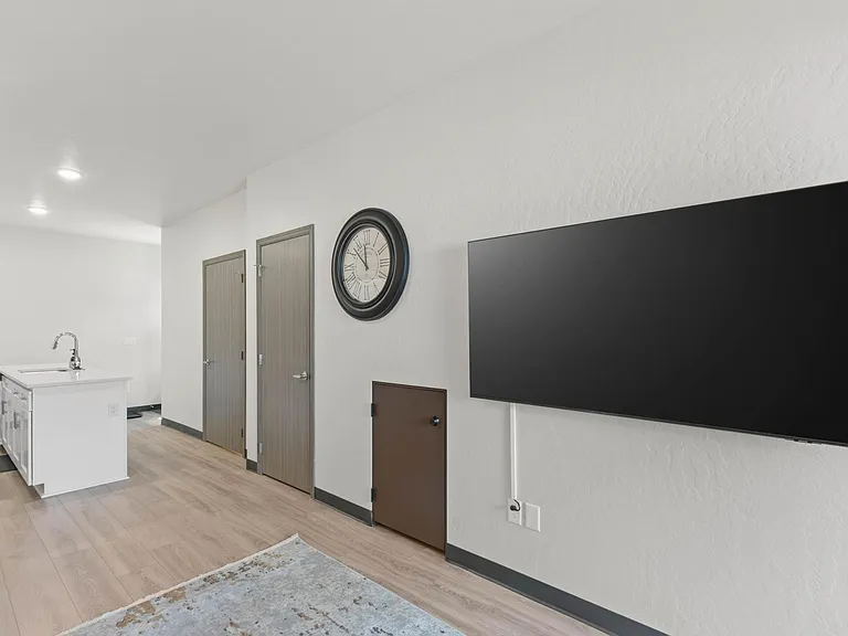 1911 W Boone Ave #2 — Photo 14