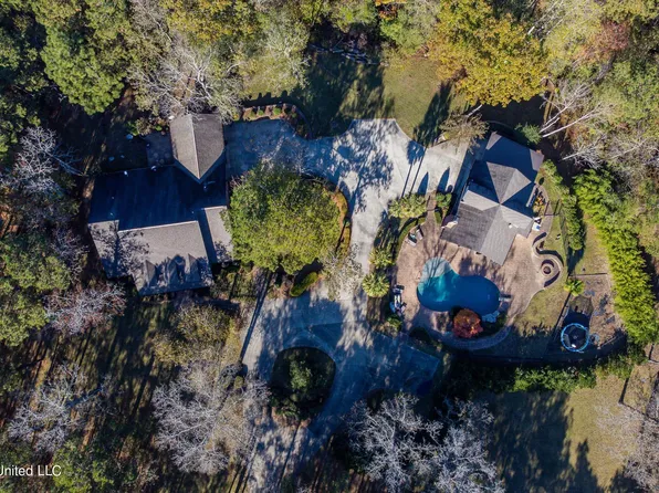 650 N Black Creek Rd, Sumrall, MS 39482