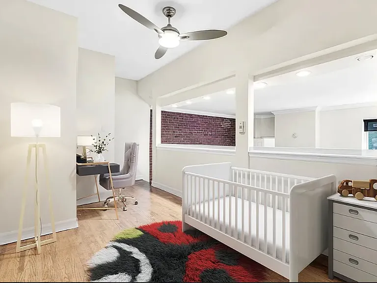 264 W 77th St #8 — Photo 5