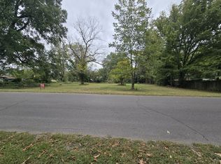 719 N Martin Ave, East Prairie, MO 63845