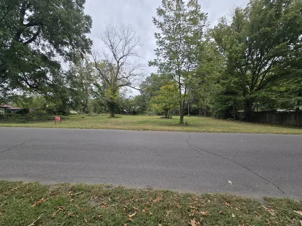 719 N Martin Ave, East Prairie, MO 63845