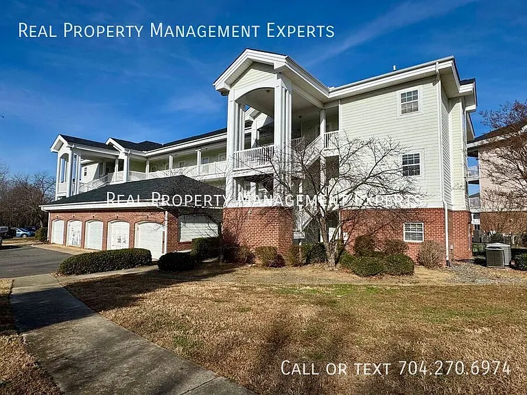 8969 Meadow Vista Rd — Photo 11