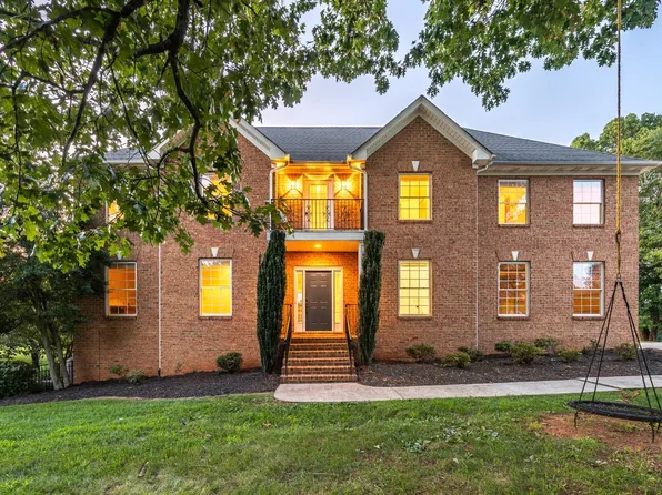 1039 Ashburn Dr, Forest, VA 24551