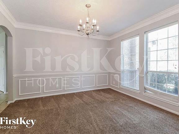 3rd image of 107 Northbay Ct