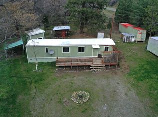 203 Lumgrey Creek Rd, Yreka, CA 96097