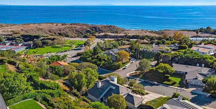 3824 Malibu Country Dr — Photo 6