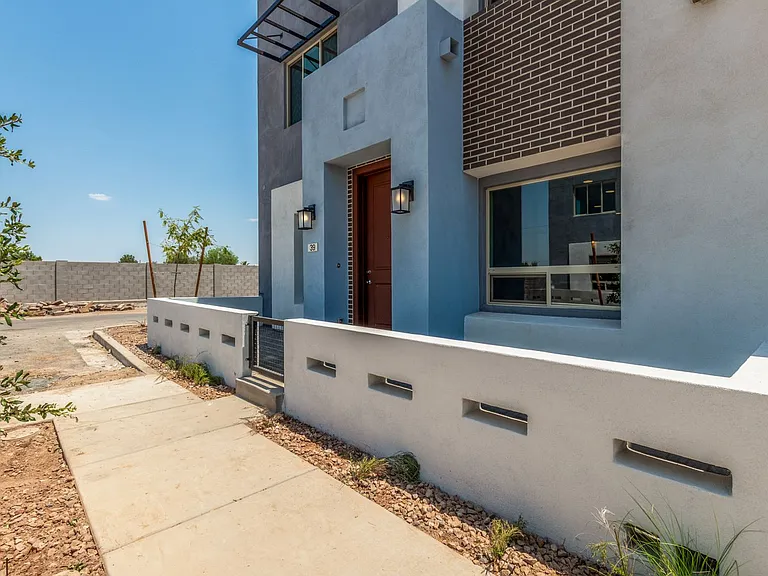 733 E Commonwealth Ave #39 — Photo 4