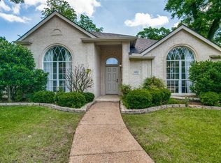 3102 Harbor Pointe Dr, Rowlett, TX 75088