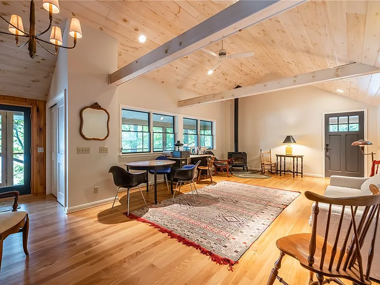 1519 S Lake Rd — Photo 14