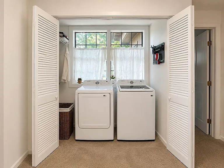 2107 Saratoga Dr — Photo 11