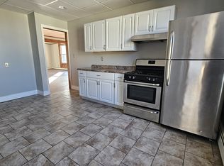 204 High St #3, Fall River, MA 02720
