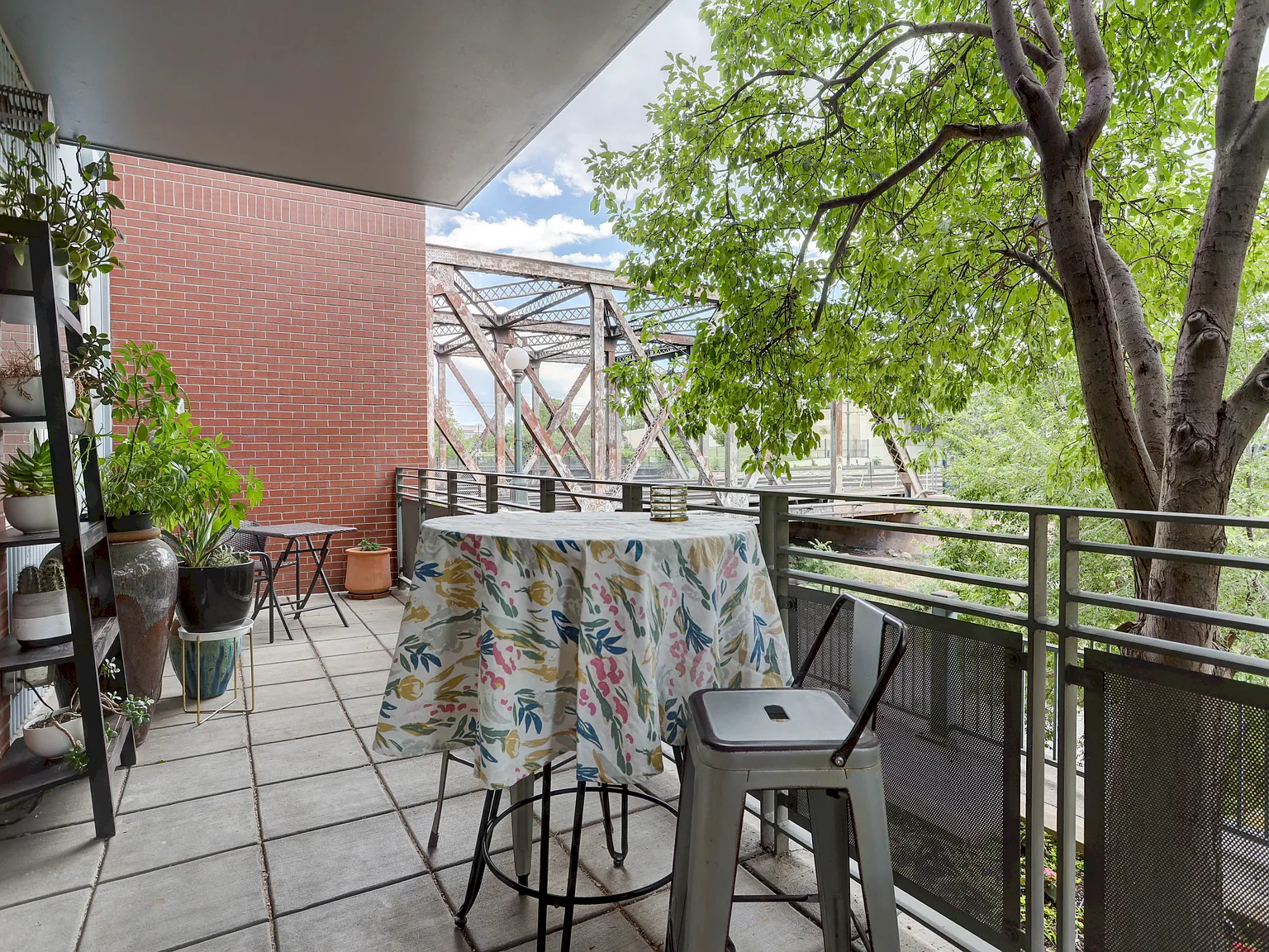 1 bed, 864 sqft, $3,150 — Photo 4