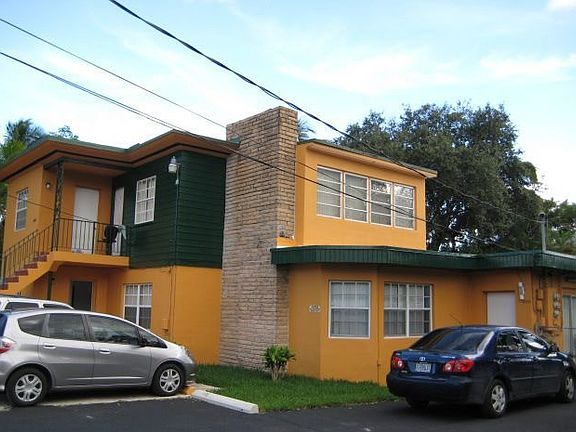 4th image of 2954 NW 14th St