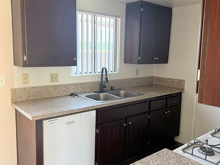 3241 Triumph Ln — Photo 19