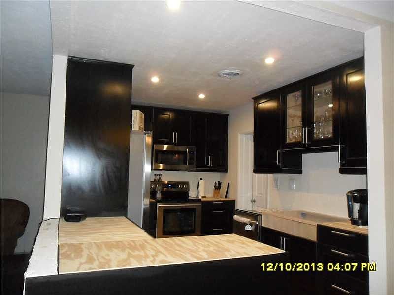 1st image of 1519 NW 15th Ave