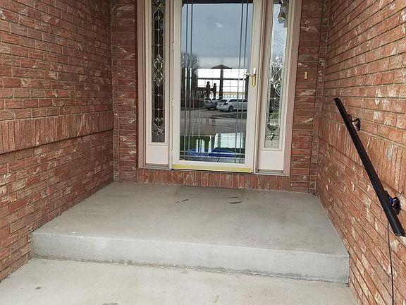 2nd image of 3112 55th Ave