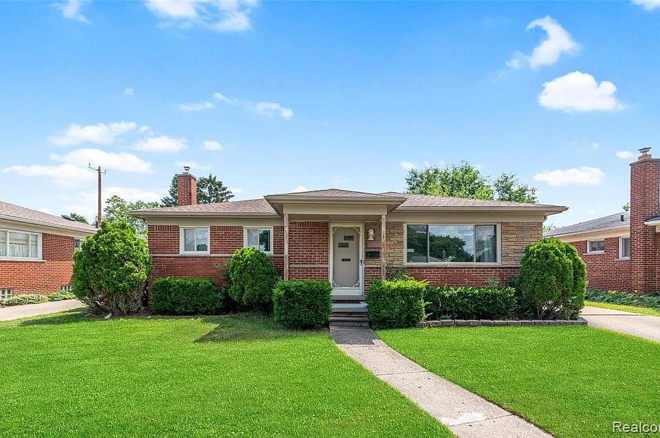 1st image of 8484 Berwyn St