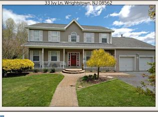 33 Ivy Ln, Wrightstown, NJ 08562