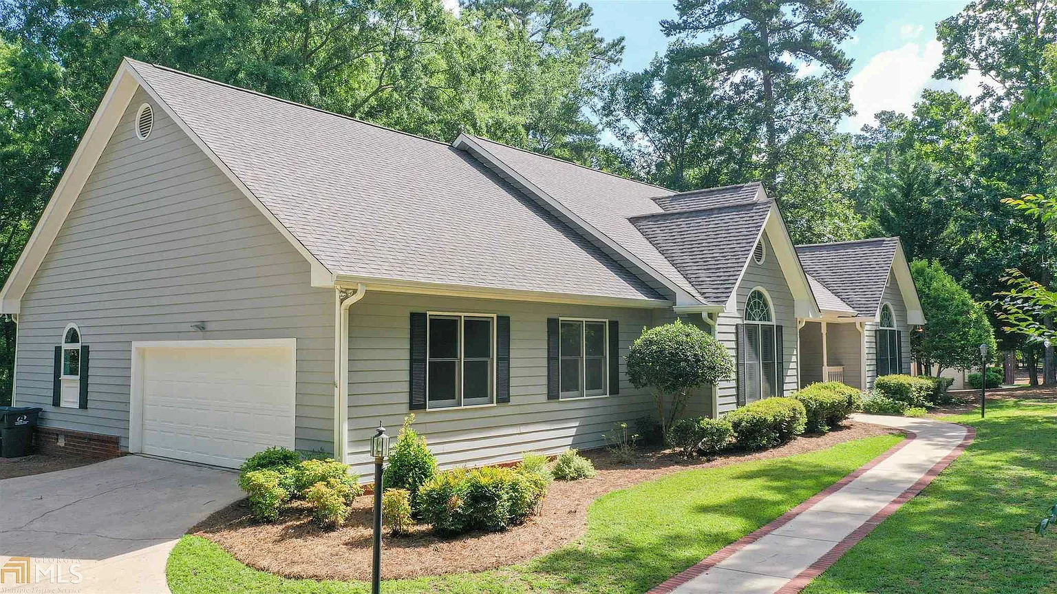 1021 Liberty Chapel Ln photo 1