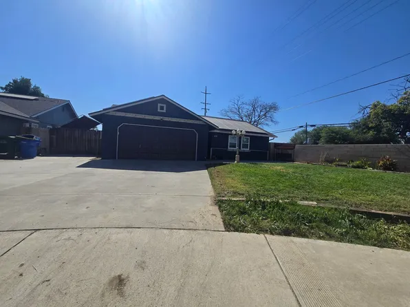 1012 Michelle Ct, Hanford, CA 93230
