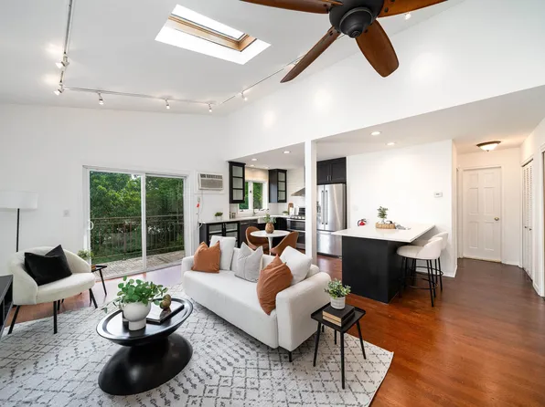 1604 74th Street image 1 of 31