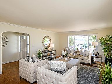 4th image of 275 Greenfield Ave