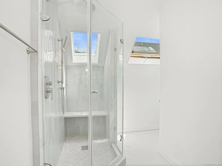 168 Rowayton Ave #A — Photo 13