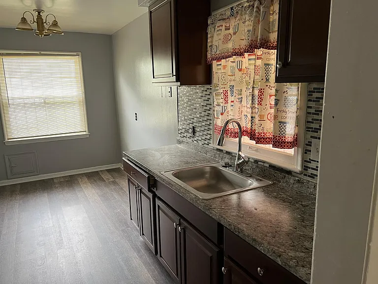 8025 Strathmoor St — Photo 5
