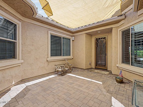 3rd image of 27425 W YUKON Drive