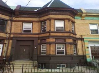 1812 Amethyst St, Bronx, NY 10462