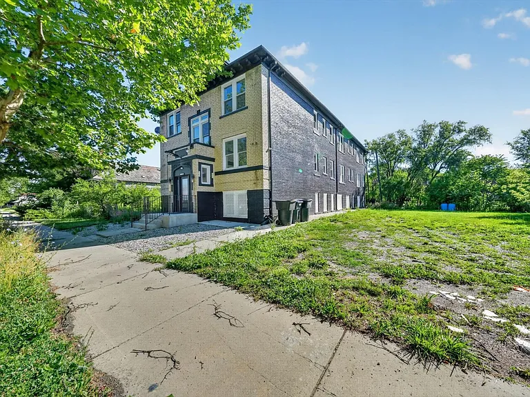 1140 Ashland St #3 — Photo 16
