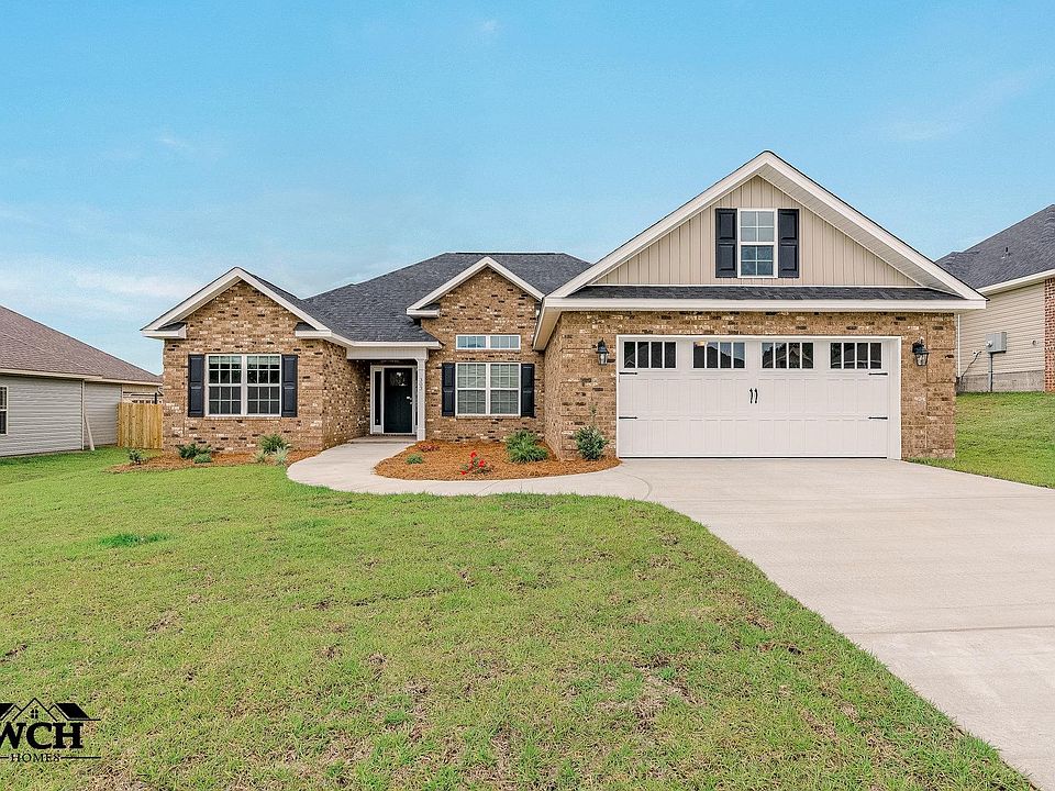 1st image of 303 Creekside Dr