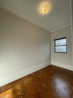 Rented by Compass | media 35