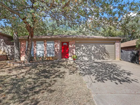 1214 Glen Creek Dr, Mansfield, TX 76063