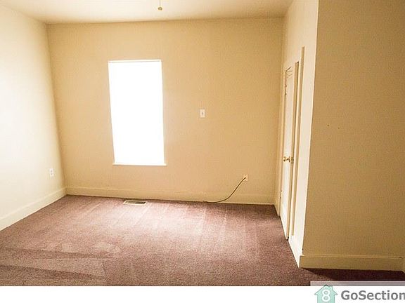 4th image of 107 NW 7th St