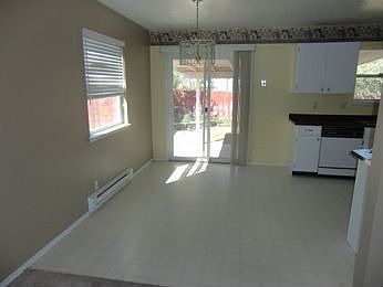 2nd image of 1725 Alvarado St