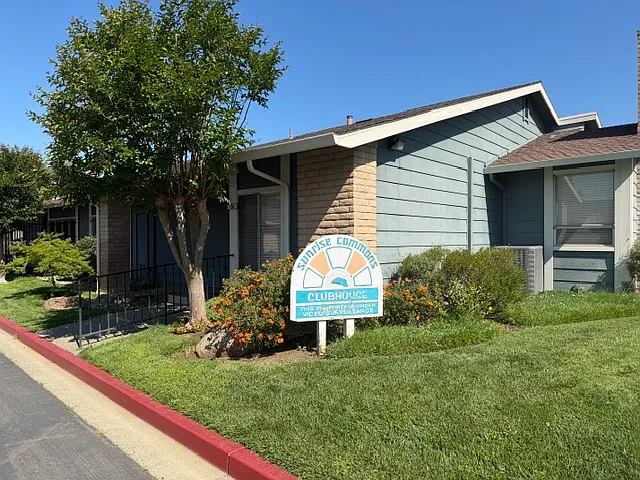 2918 Sunbird Dr — Photo 22