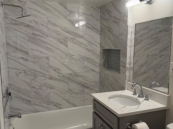 5th image of 3816 V St SE APT 102