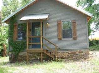 308 E War Eagle Ave, Huntsville, AR 72740