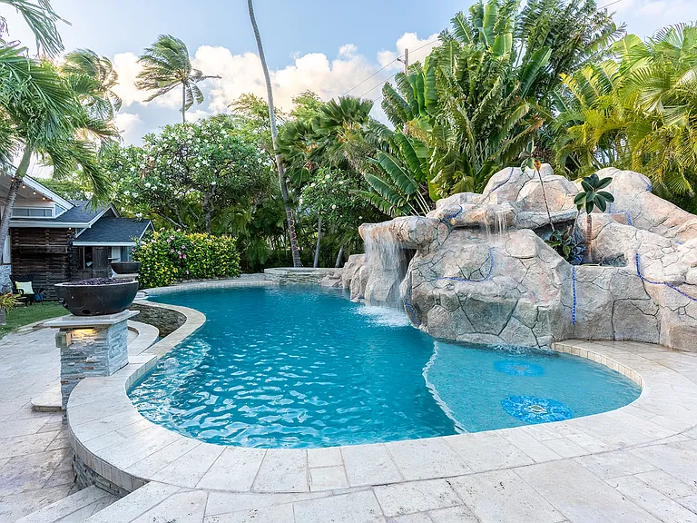 211 Portlock Rd — Photo 25