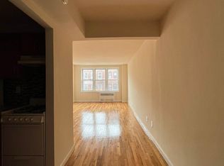 8131 Baxter Ave APT 2D, Elmhurst, NY 11373