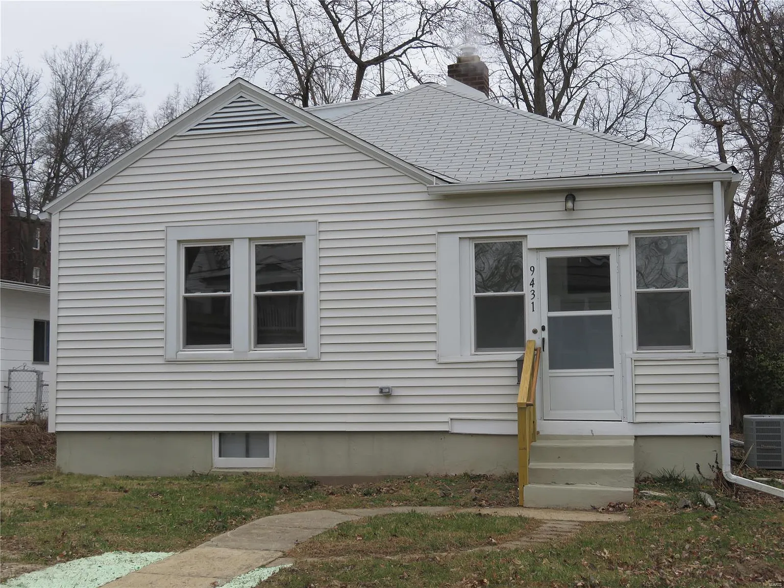 9431 Marlowe Ave photo 1